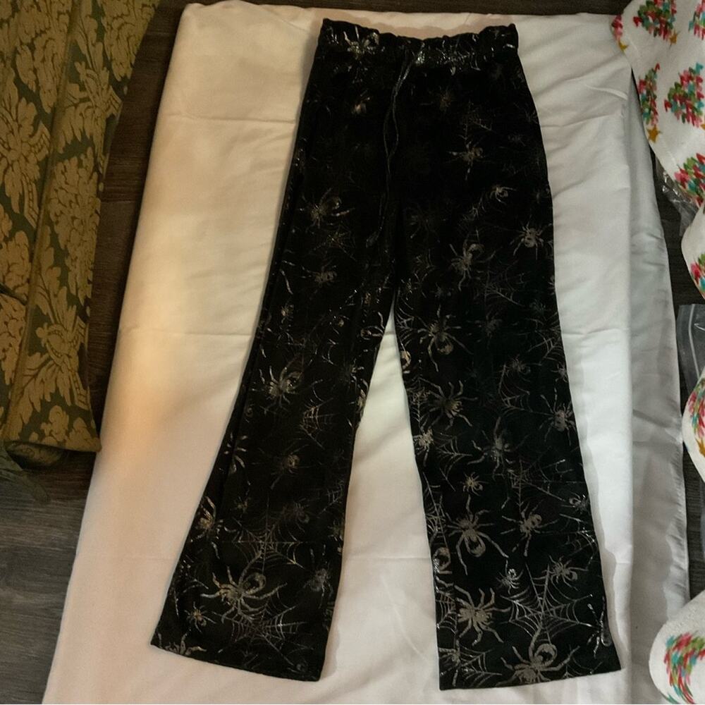 Way to Celebrate Black/Silver Pajama Pant XS Halloween Cozycore Craft Material